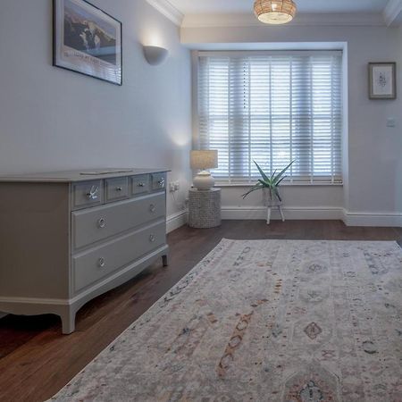 Noe Acre - 3 Bedroom Cottage - Tenby Bagian luar foto