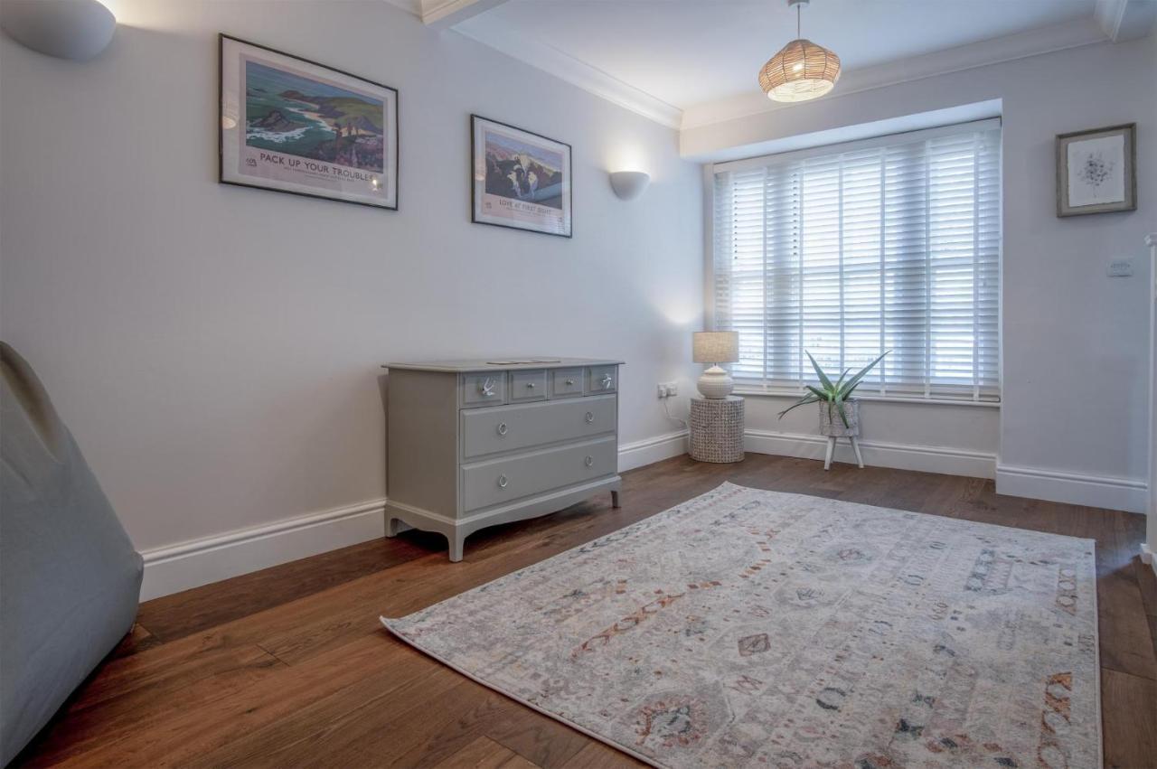 Noe Acre - 3 Bedroom Cottage - Tenby Bagian luar foto