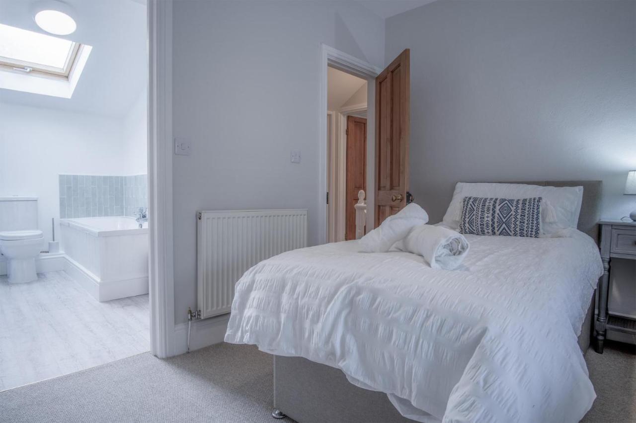 Noe Acre - 3 Bedroom Cottage - Tenby Bagian luar foto